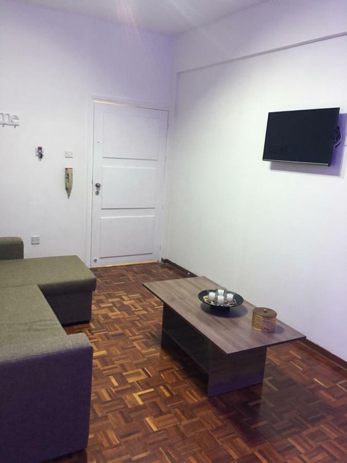Larnaca Beach Apartment 44 Esterno foto