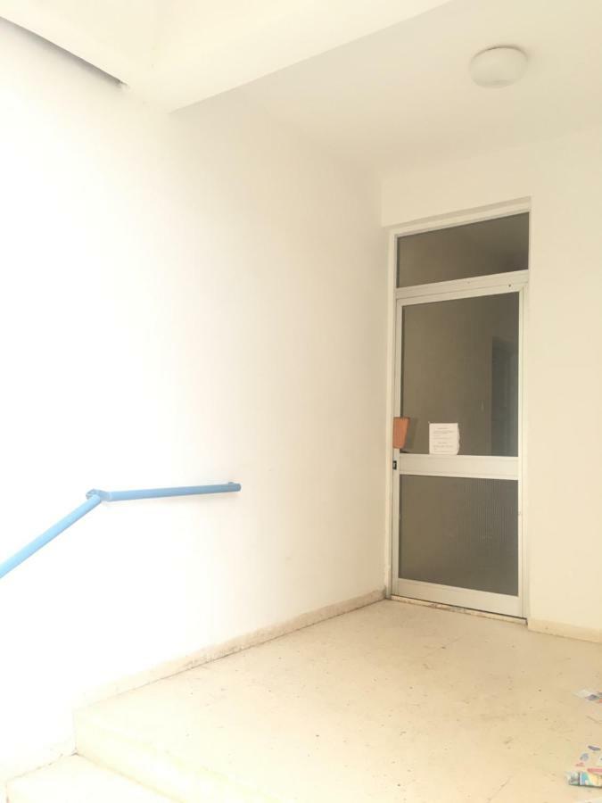 Larnaca Beach Apartment 44 Esterno foto